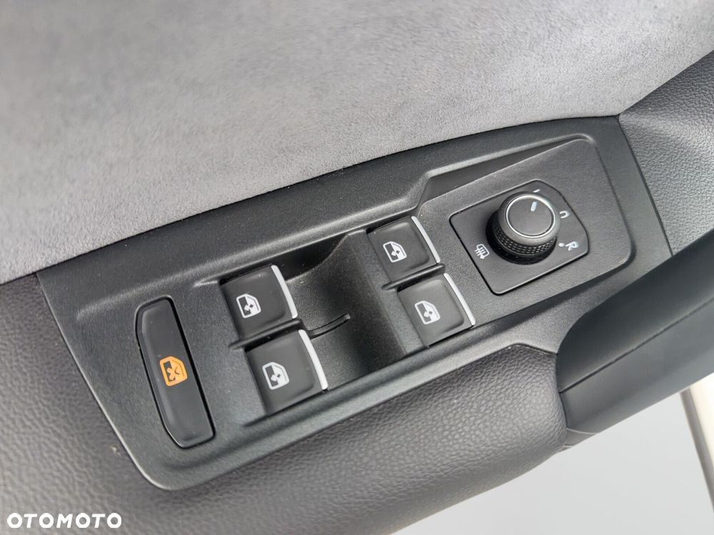 Volkswagen Tiguan - 11