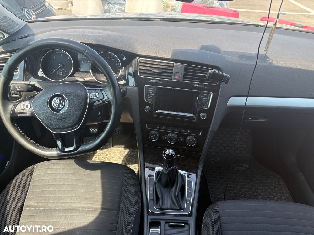 Volkswagen Golf 1.6 BlueTDI Cup - 10