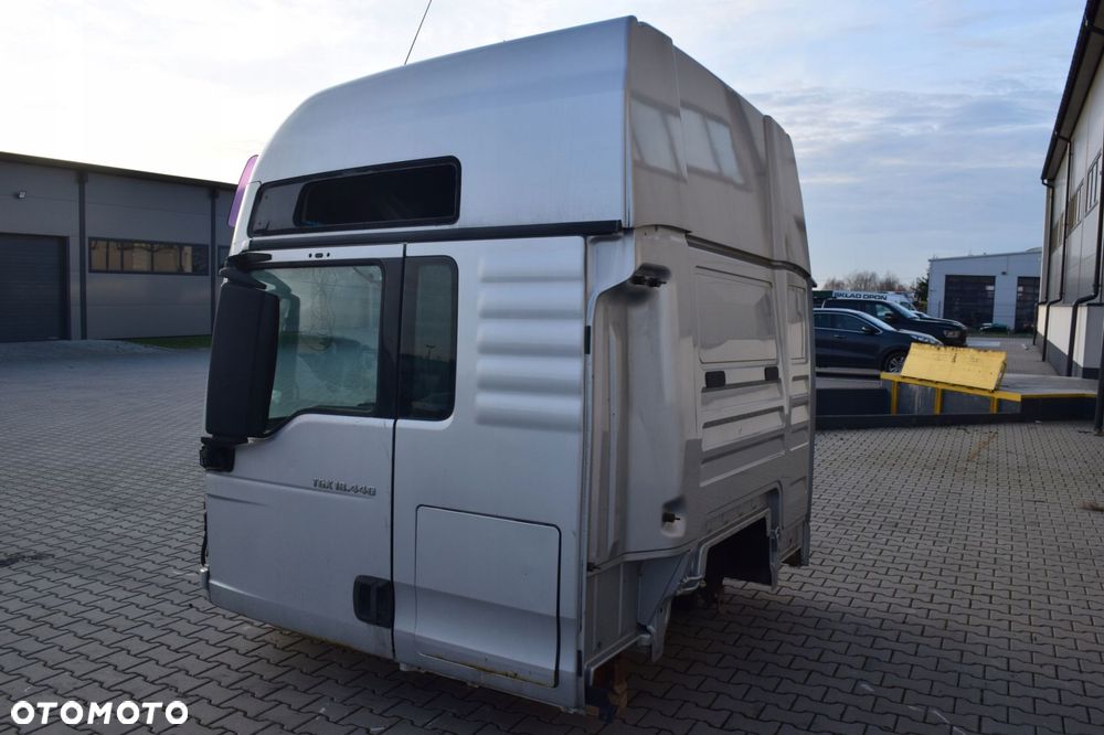 SZKIELET KABINY BEZ DRZWI MAN TGX XLX MAN TGX E5 - 3