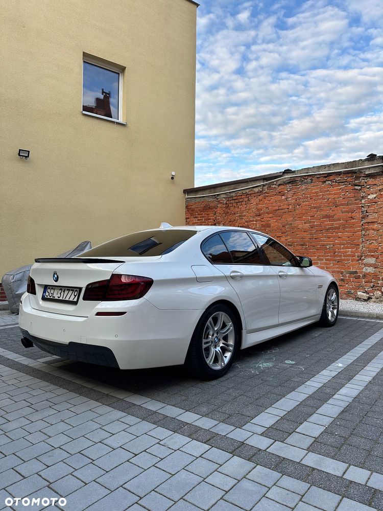 BMW Seria 5 525d - 5