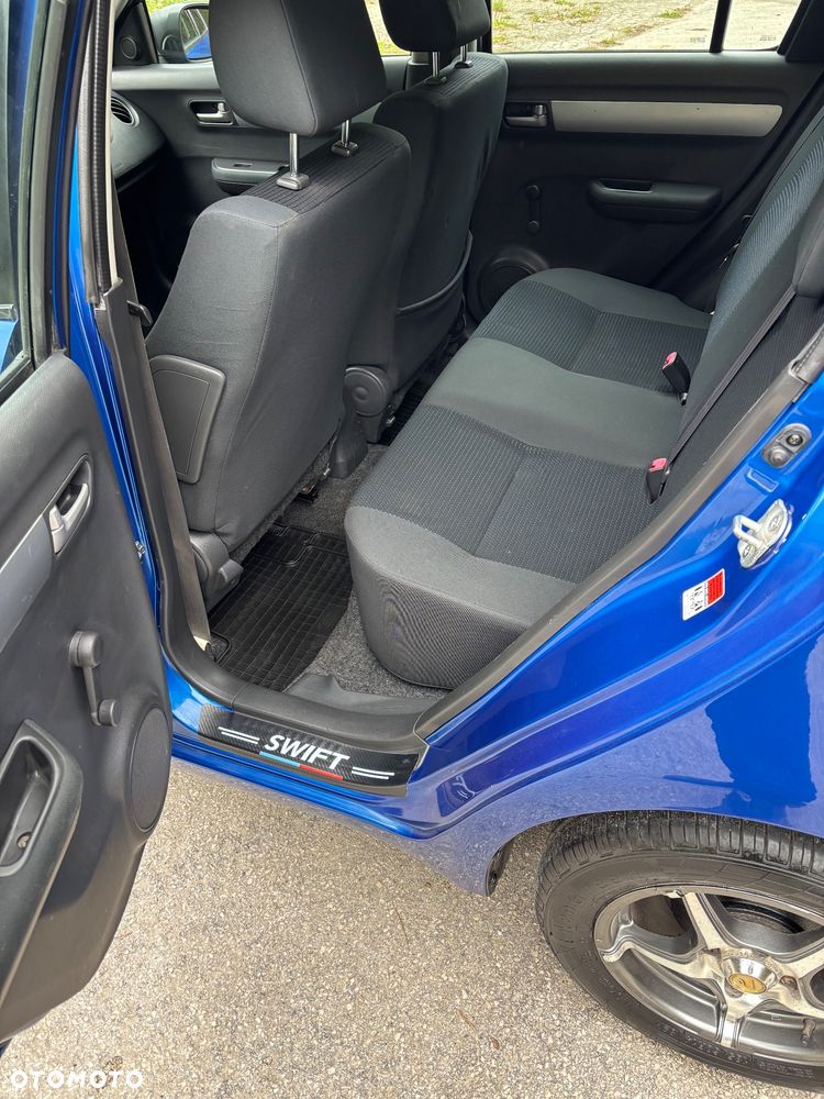 Suzuki Swift - 16