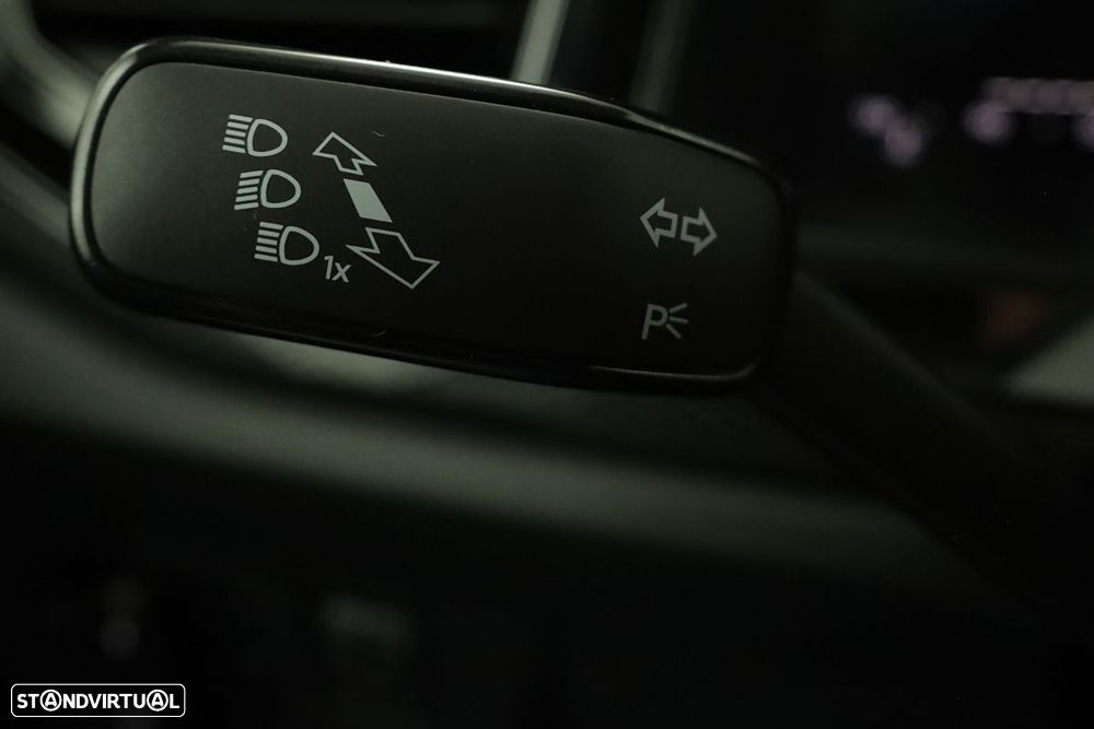 VW Taigo 1.0 TSI Urban DSG - 16
