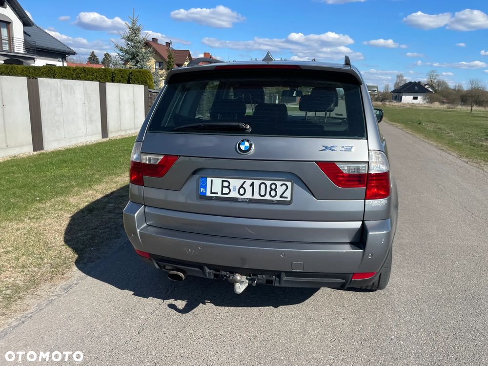 BMW X3 2.0d - 10