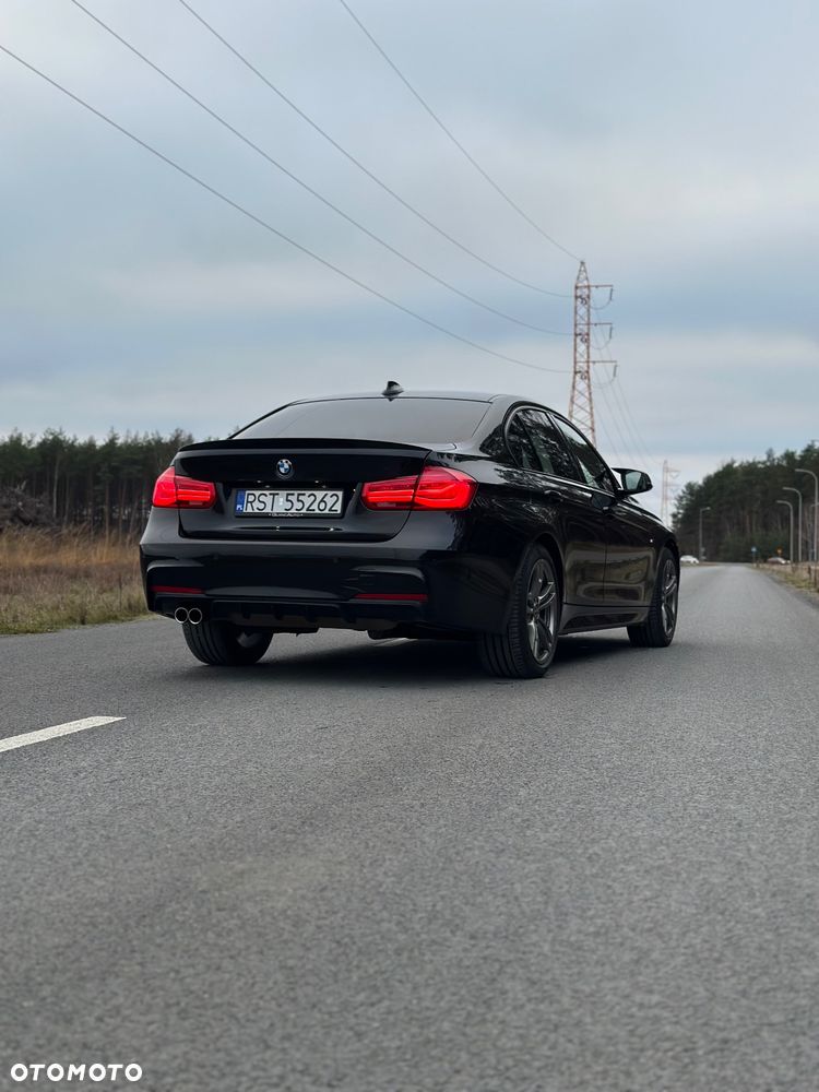 BMW Seria 3 330i xDrive M Sport Shadow sport - 5