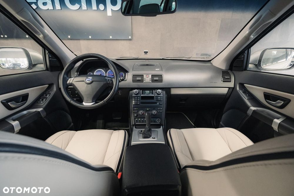 Volvo XC 90 D5 AWD R-Design - 11
