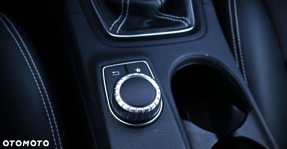 Mercedes-Benz Klasa B - 30