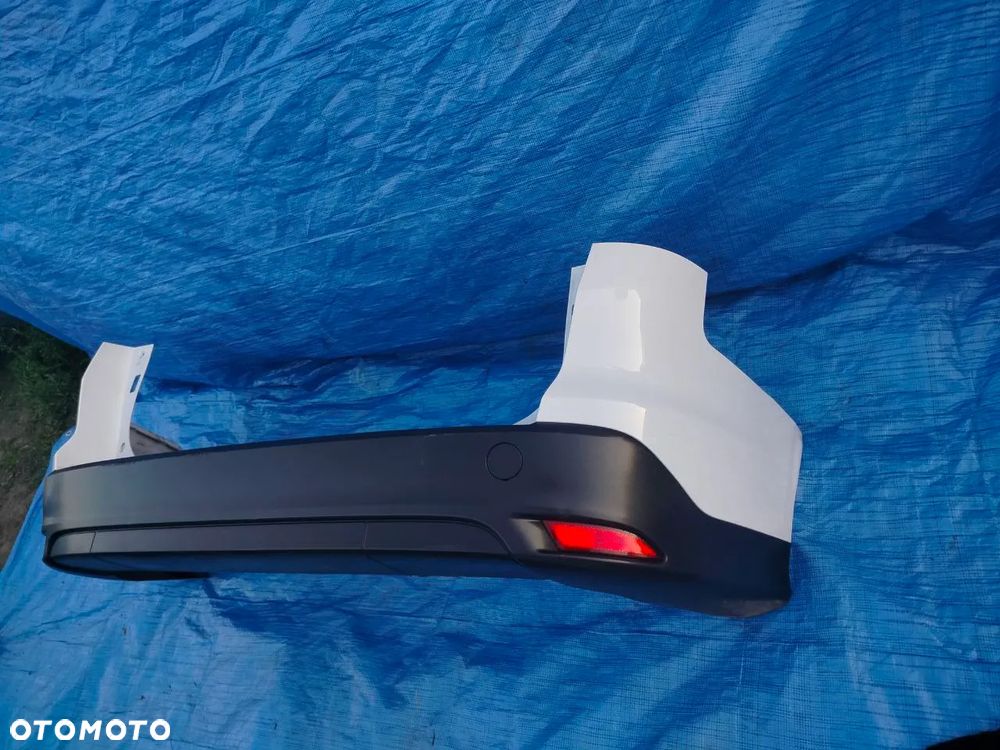 FORD FOCUS III MK3 ZDERZAK TYŁ TYLNY DYB 5F KOMBI 17R - 1