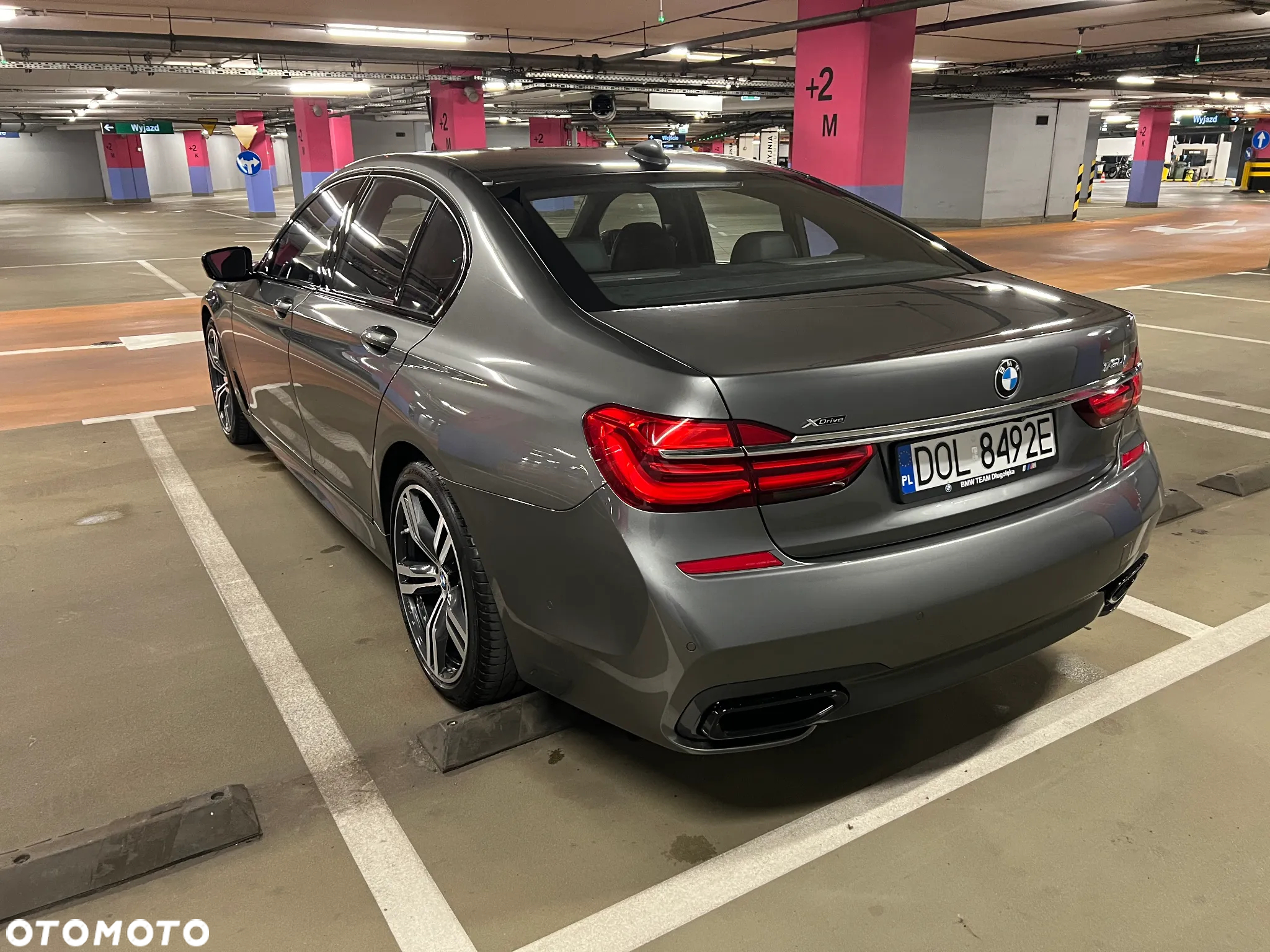 BMW Seria 7 750i xDrive - 3