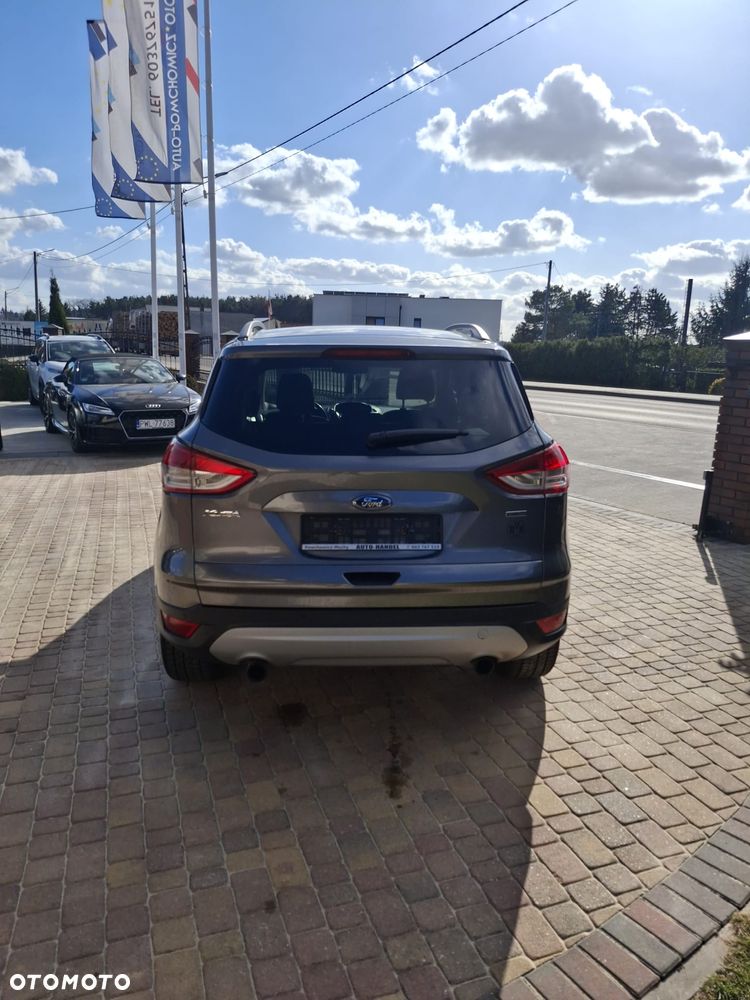 Ford Kuga 1.6 EcoBoost 2x4 Titanium - 6