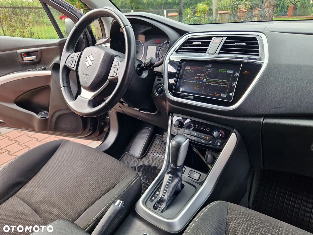 Suzuki SX4 S-Cross 1.6 Premium 4WD CVT - 26
