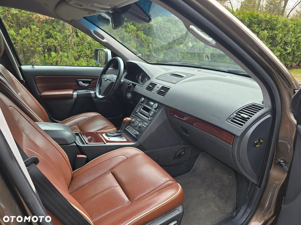 Volvo XC 90 D5 AWD Executive - 11