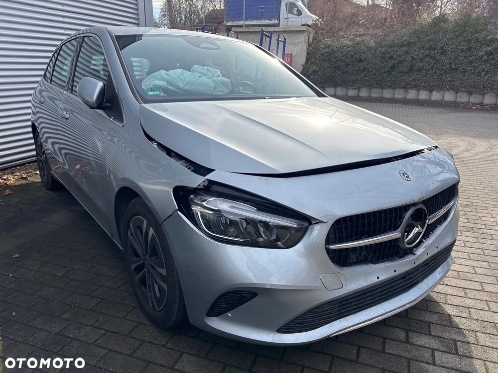 Mercedes-Benz Klasa B 180 7G-DCT Progressive - 2