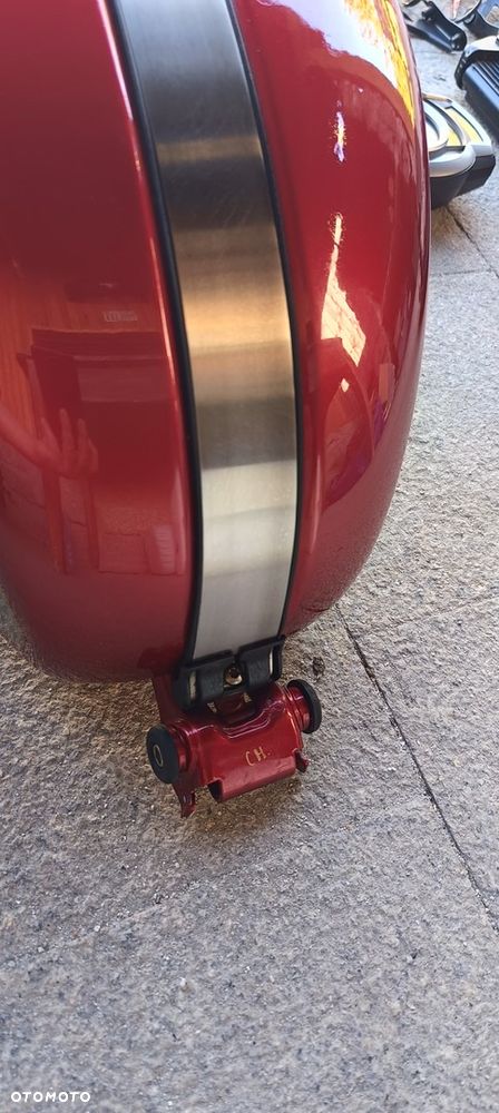 TRIUMPH SCRAMBLER 1200 LAMPA REFLEKTOR LICZNIK ZEGARY STELAŻ UCHWYTY KIERUNKOWSKAZ CHŁODNICA BAK ZBIORNIK - 16
