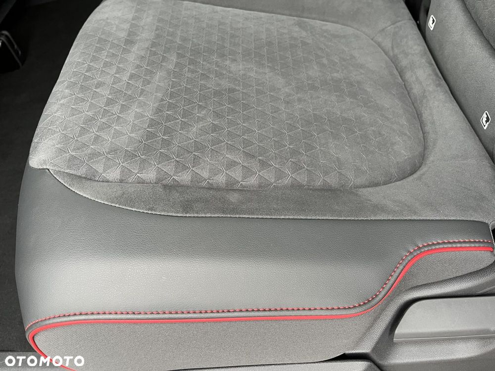 Volkswagen ID. Buzz 86kWh 4Mot L2 GTX - 9