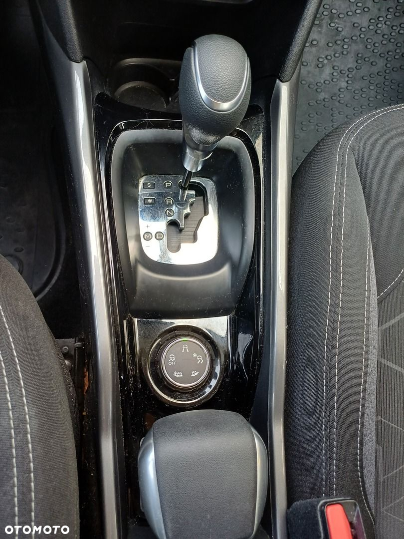 Peugeot 2008 1.2 Pure Tech Active S&S EAT6 - 15