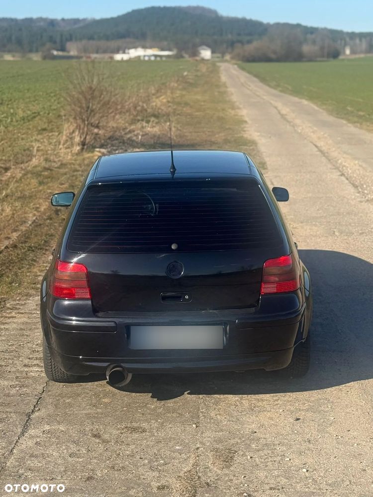 Volkswagen Golf 1.8 20V Turbo GTI - 3