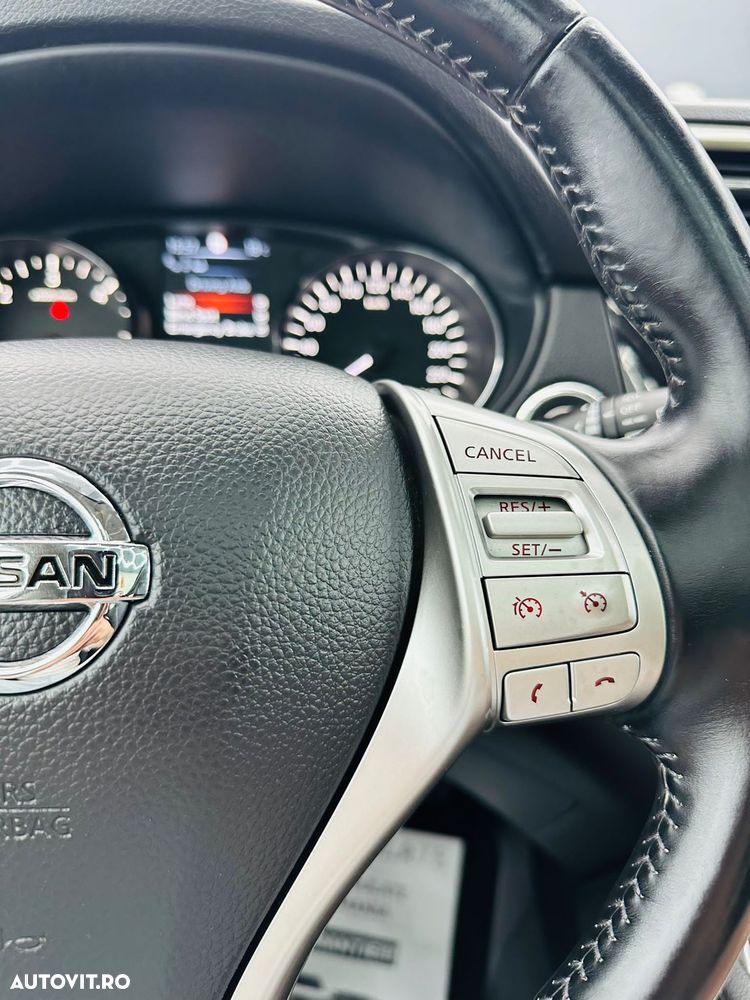Nissan Qashqai 1.5 DCI TEKNA+ - 32