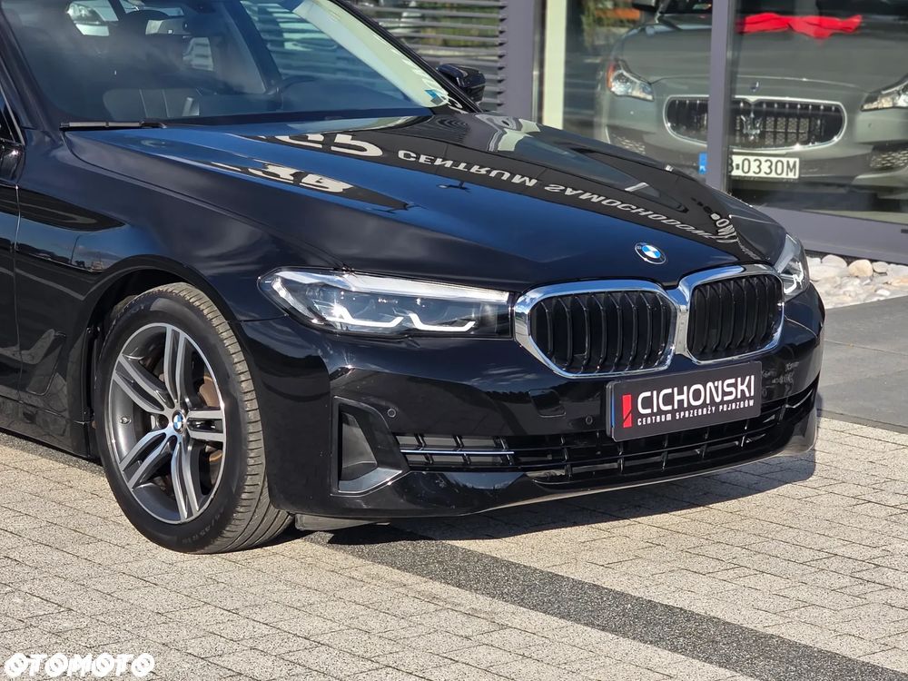 BMW Seria 5 520i GPF Business Edition sport - 36