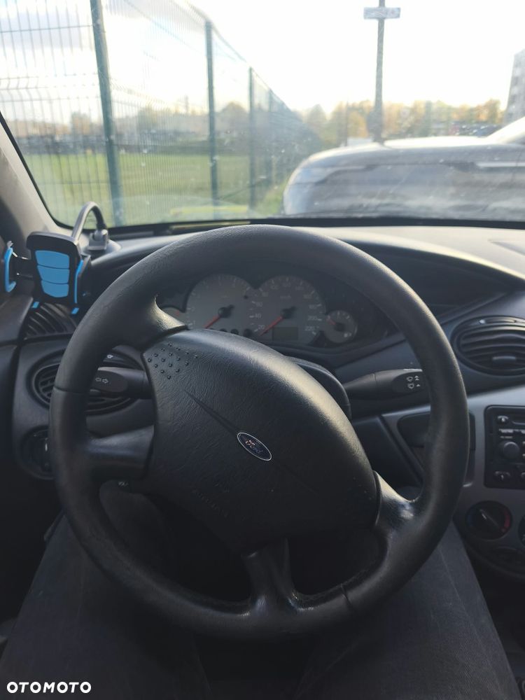Ford Focus - 6