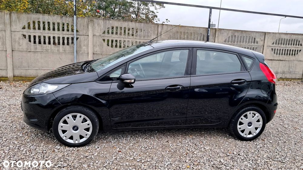 Ford Fiesta 1.25 Ambiente - 8