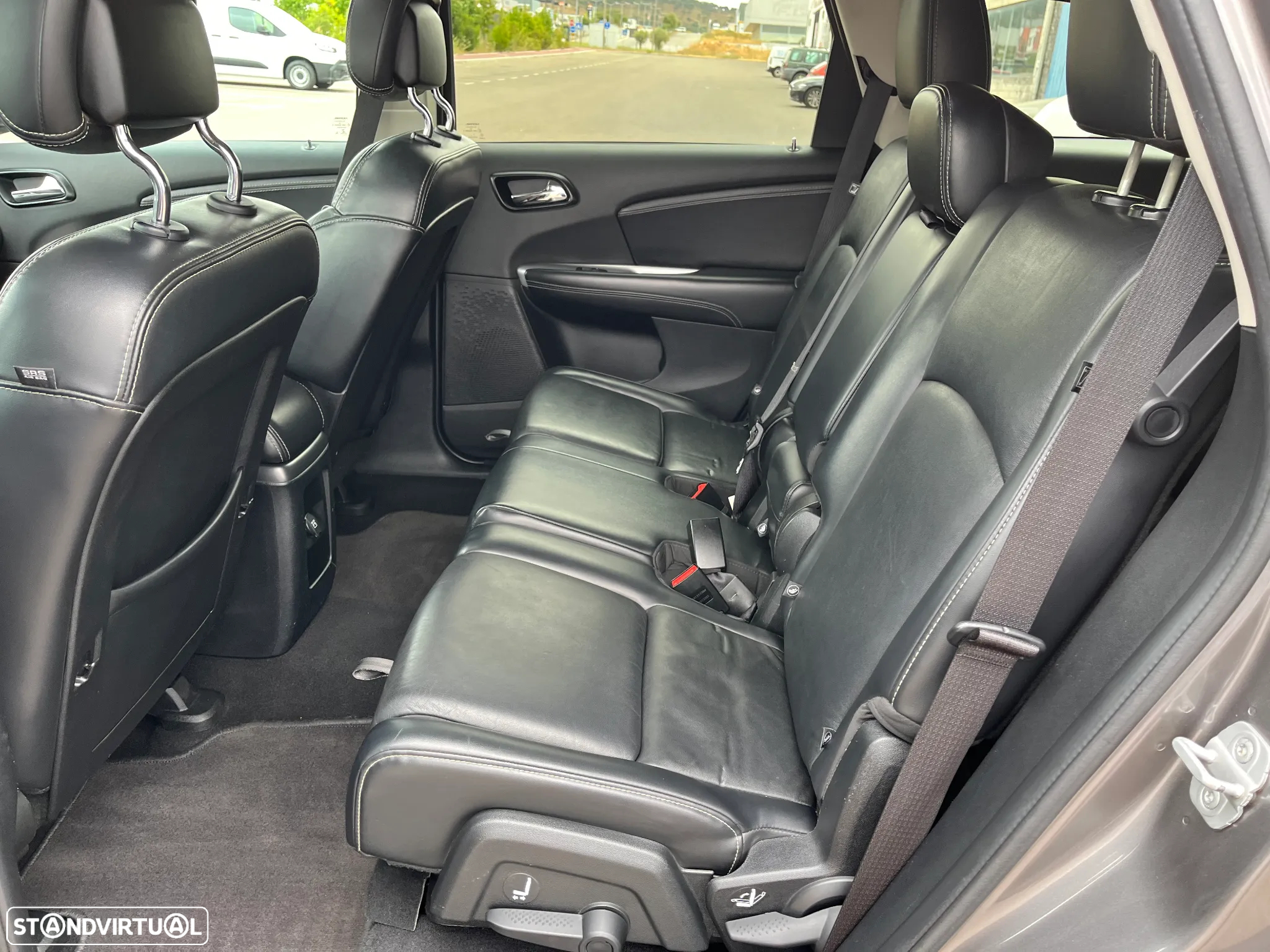 Fiat Freemont 2.0 M-Jet Urban - 15