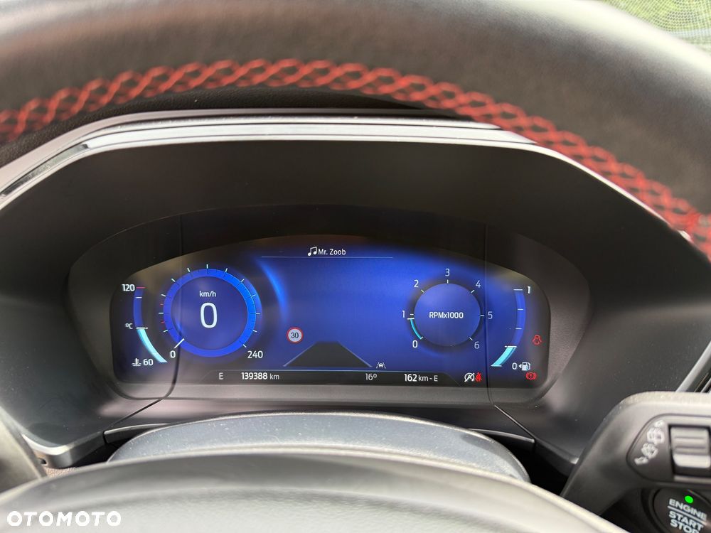 Ford Kuga 2.0 EcoBlue Hybrid ST-LINE X - 26