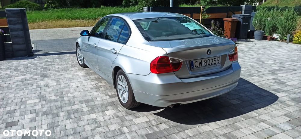 BMW Seria 3 320d - 6