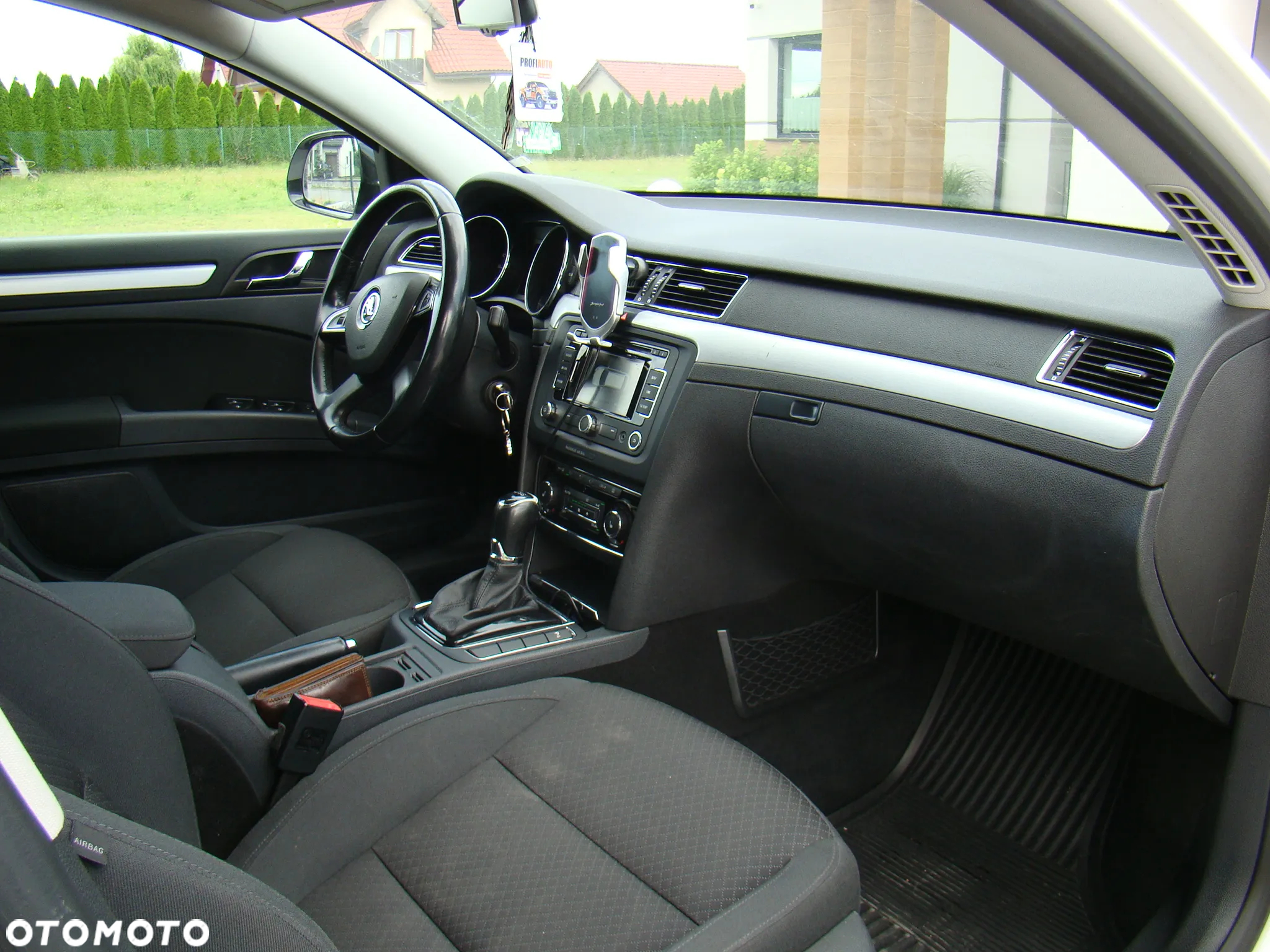 Skoda Superb 2.0 TDI Ambition DSG - 34