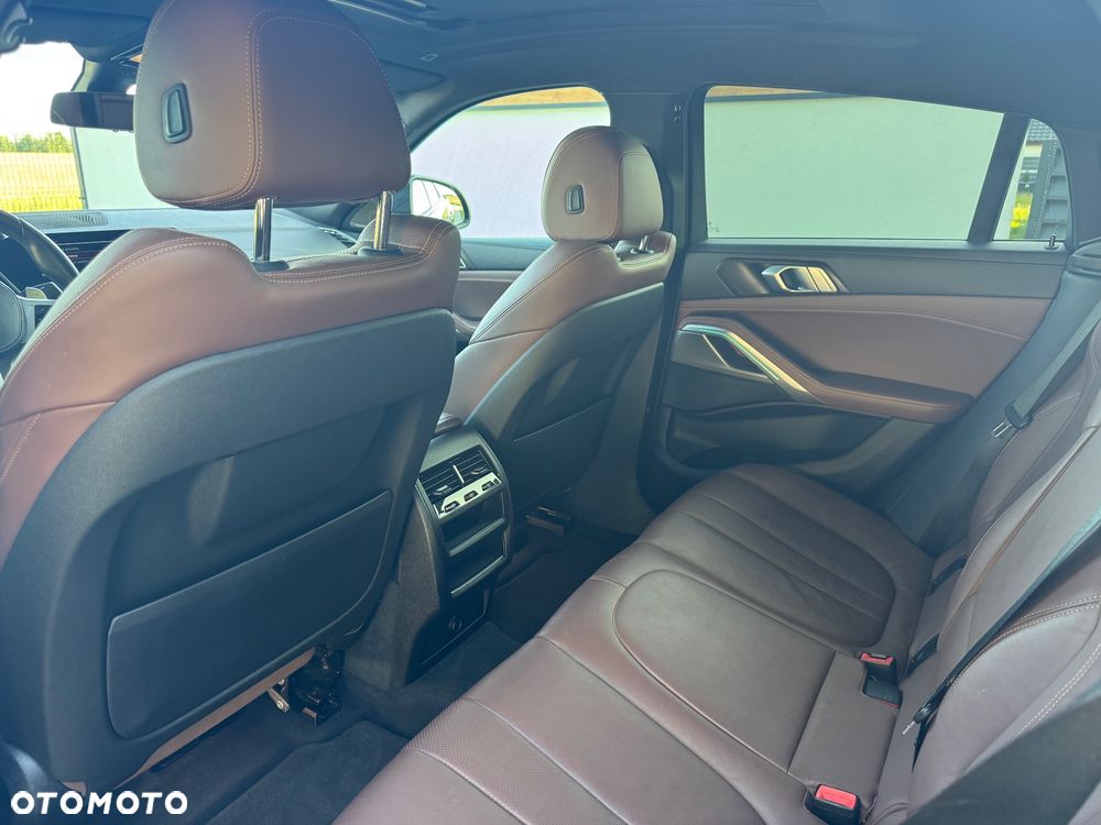 BMW X6 - 8