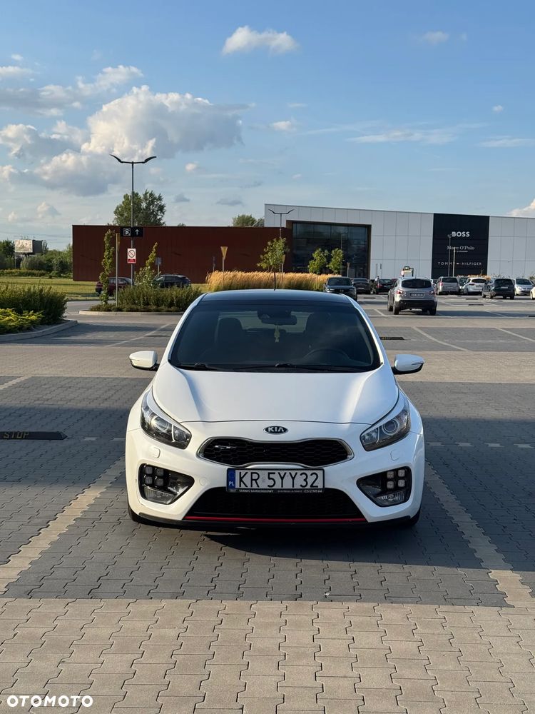 Kia Ceed 1.6 T-GDI GT - 10
