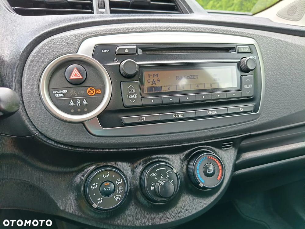 Toyota Yaris - 20