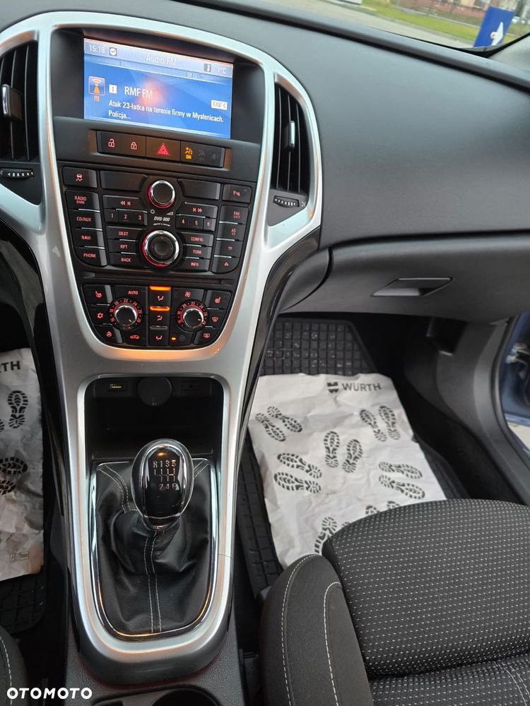 Opel Astra 1.4 Turbo Cosmo - 12