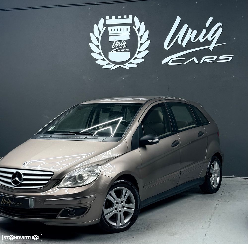 Mercedes-Benz A 180 Avantgarde Aut. - 3