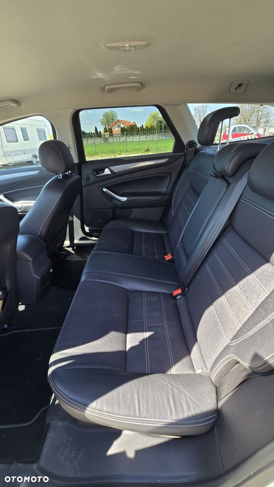 Ford Mondeo - 9