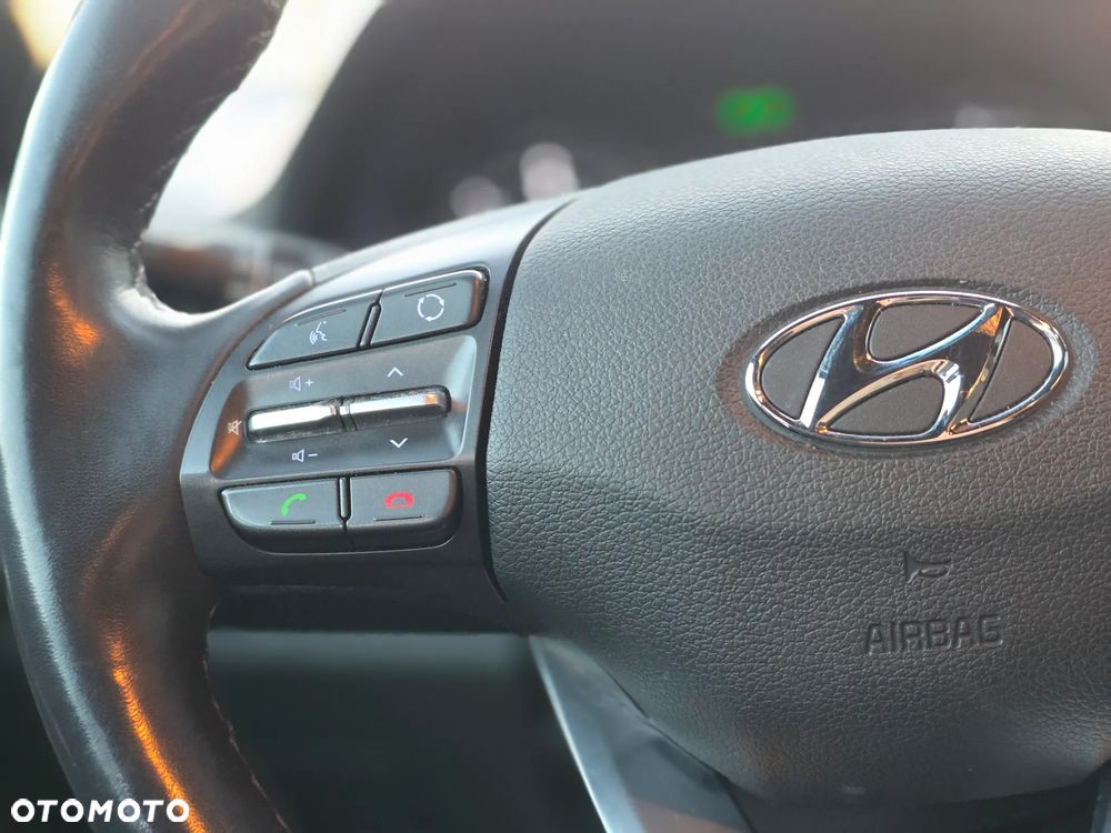 Hyundai i30 1.6 D Comfort - 25