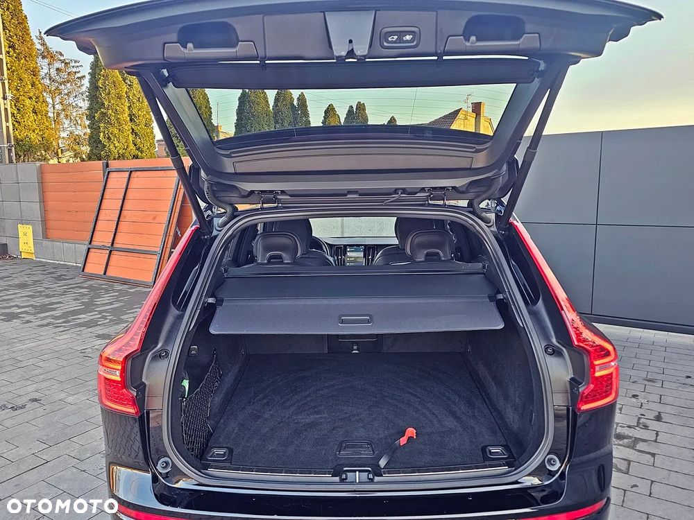 Volvo XC 60 B4 D AWD Geartronic RDesign - 18