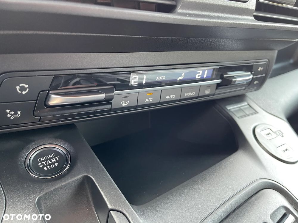 Toyota Proace City Verso 1.5 D-4D VIP - 21