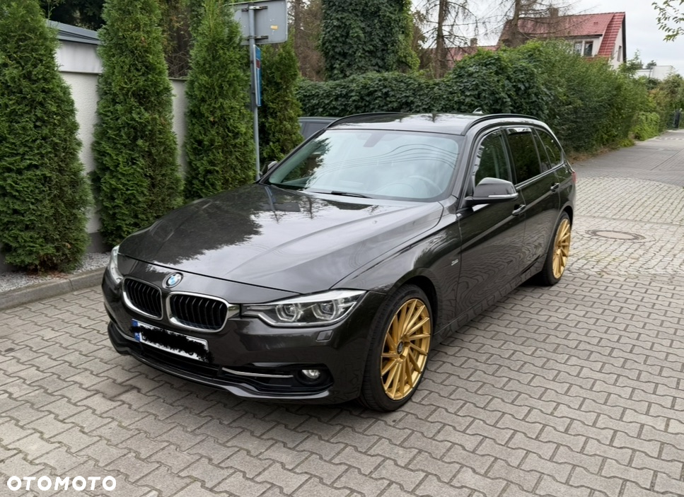 BMW Seria 3 320d Touring xDrive Sport Line - 2