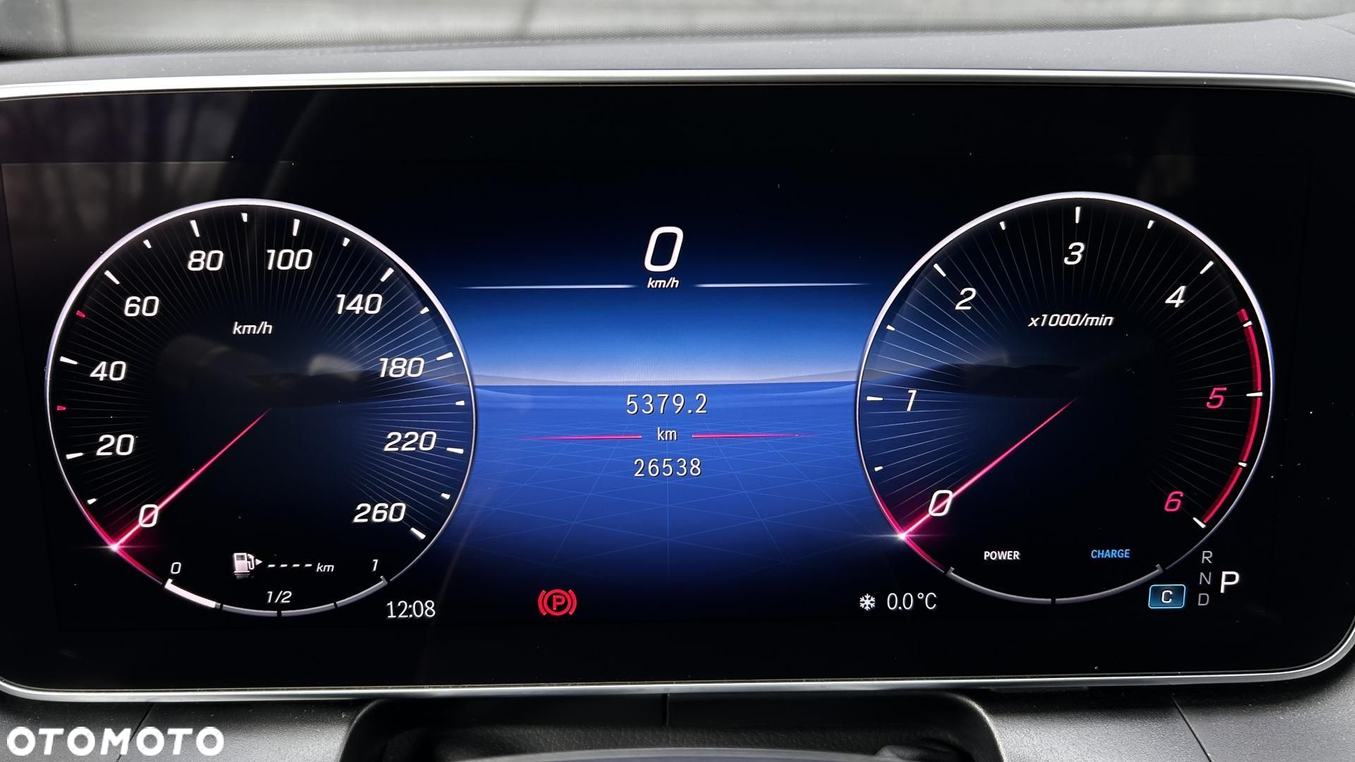 Mercedes-Benz GLC - 15