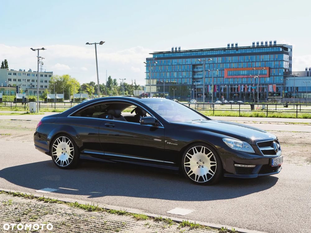 Mercedes-Benz CL 63 AMG - 12
