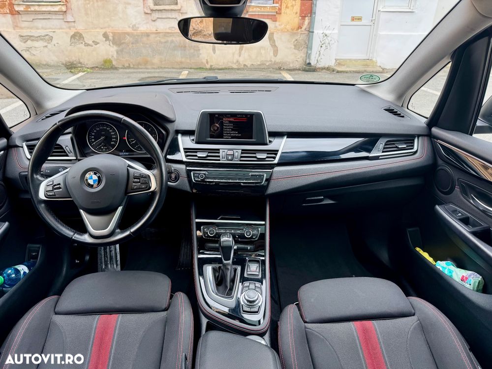 BMW Seria 2 218d Sport-Aut. Sport Line - 12