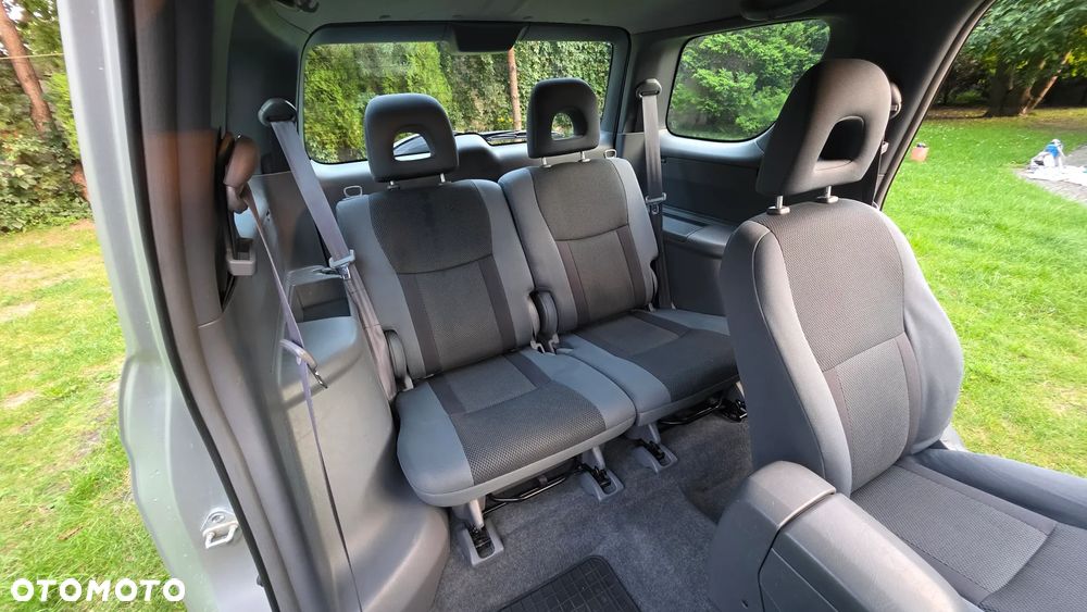 Toyota RAV4 4x4 Sol - 34
