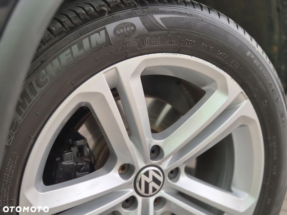 Volkswagen Tiguan 2.0 TDI 4Mot R-Style - 16