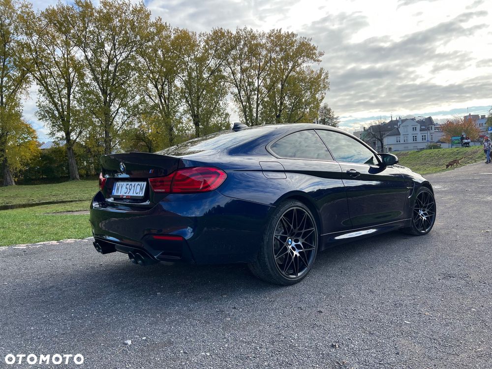 BMW M4 Coupe DKG Competition - 3