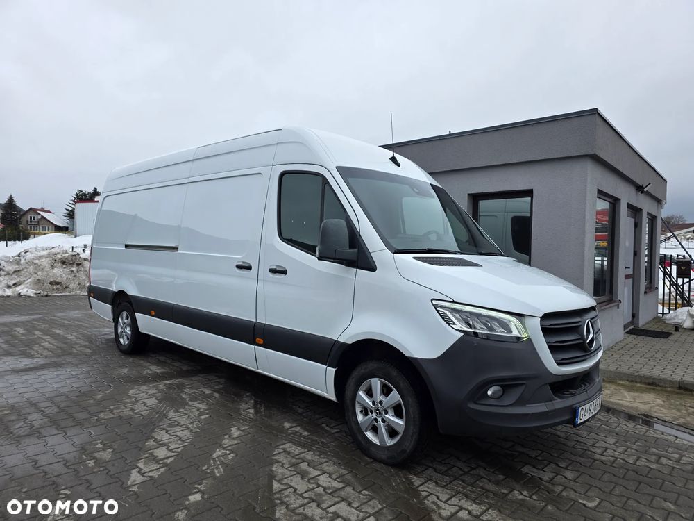 Mercedes-Benz SPRINTER - 2
