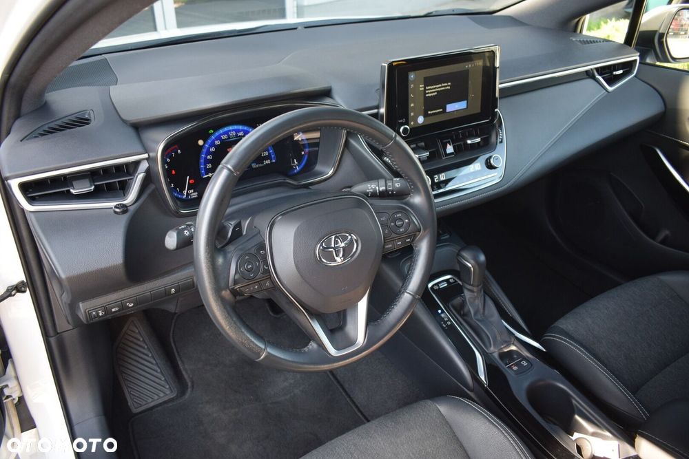 Toyota Corolla 2.0 Hybrid Comfort - 7