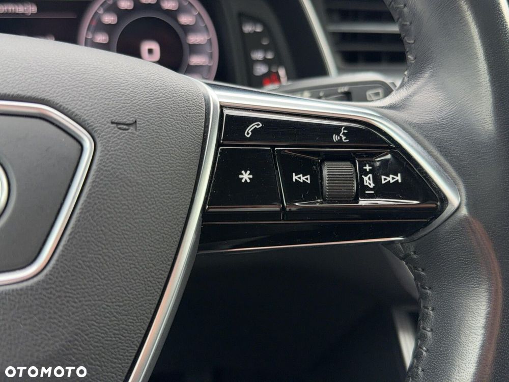 Audi A6 Avant - 21