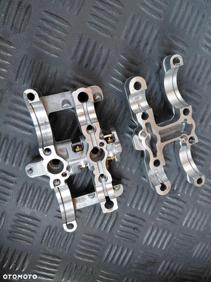 KTM EXC EXC-F SXF SX-F 250 MOSTEK MOCOWANIE WAŁKÓW ROZRZĄDU MOSTKI SUPPORT 77036020150 - 9