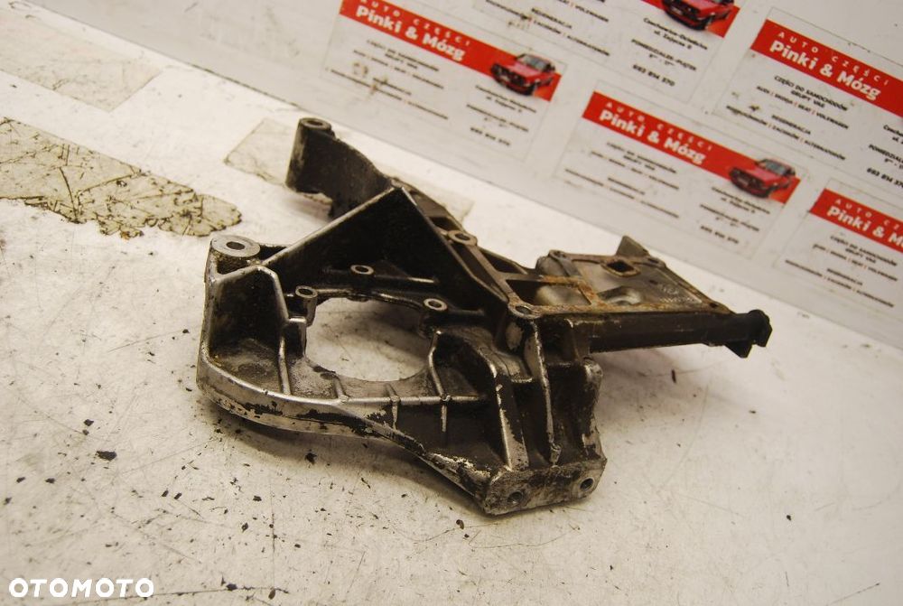 ŁAPA WSPORNIK SILNIKA 55180833 1.9 JTD ALFA ROMEO 147 156 - 3