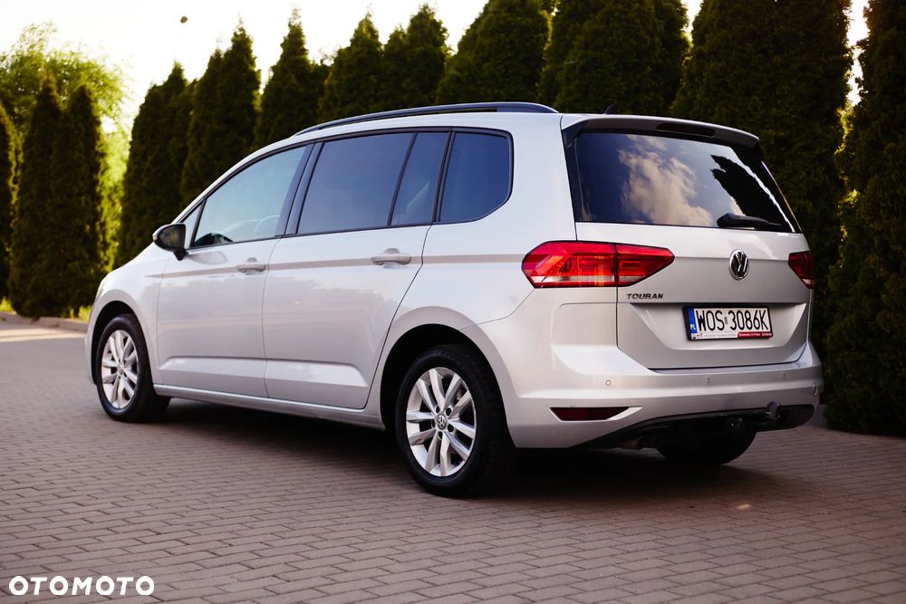 Volkswagen Touran 2.0 TDI BMT Highline - 3